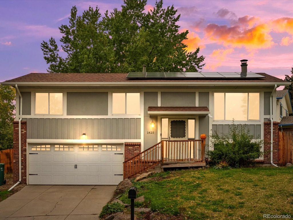Photo of 1425 S Welch Circle, Lakewood, CO 80228 (MLS # 8754052)