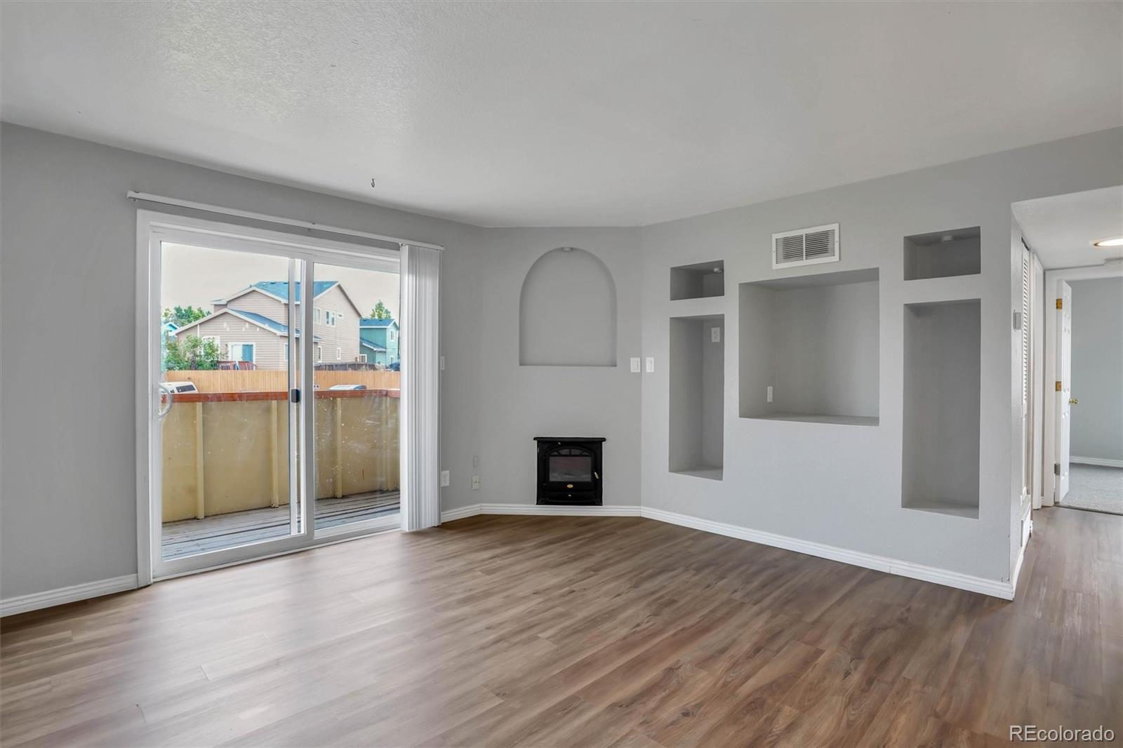 10211 Ura Lane 4-201