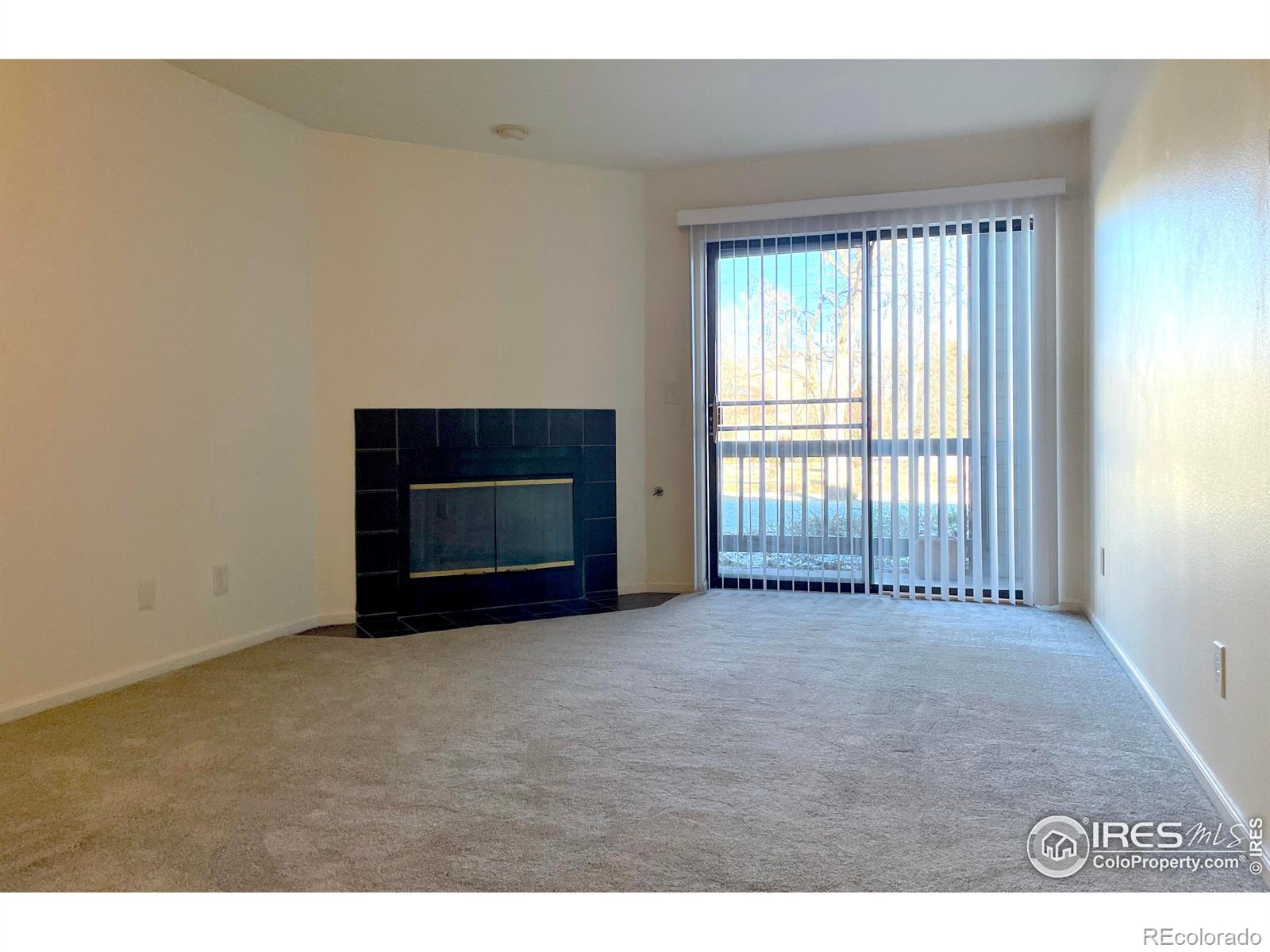 2727 Folsom Street 115