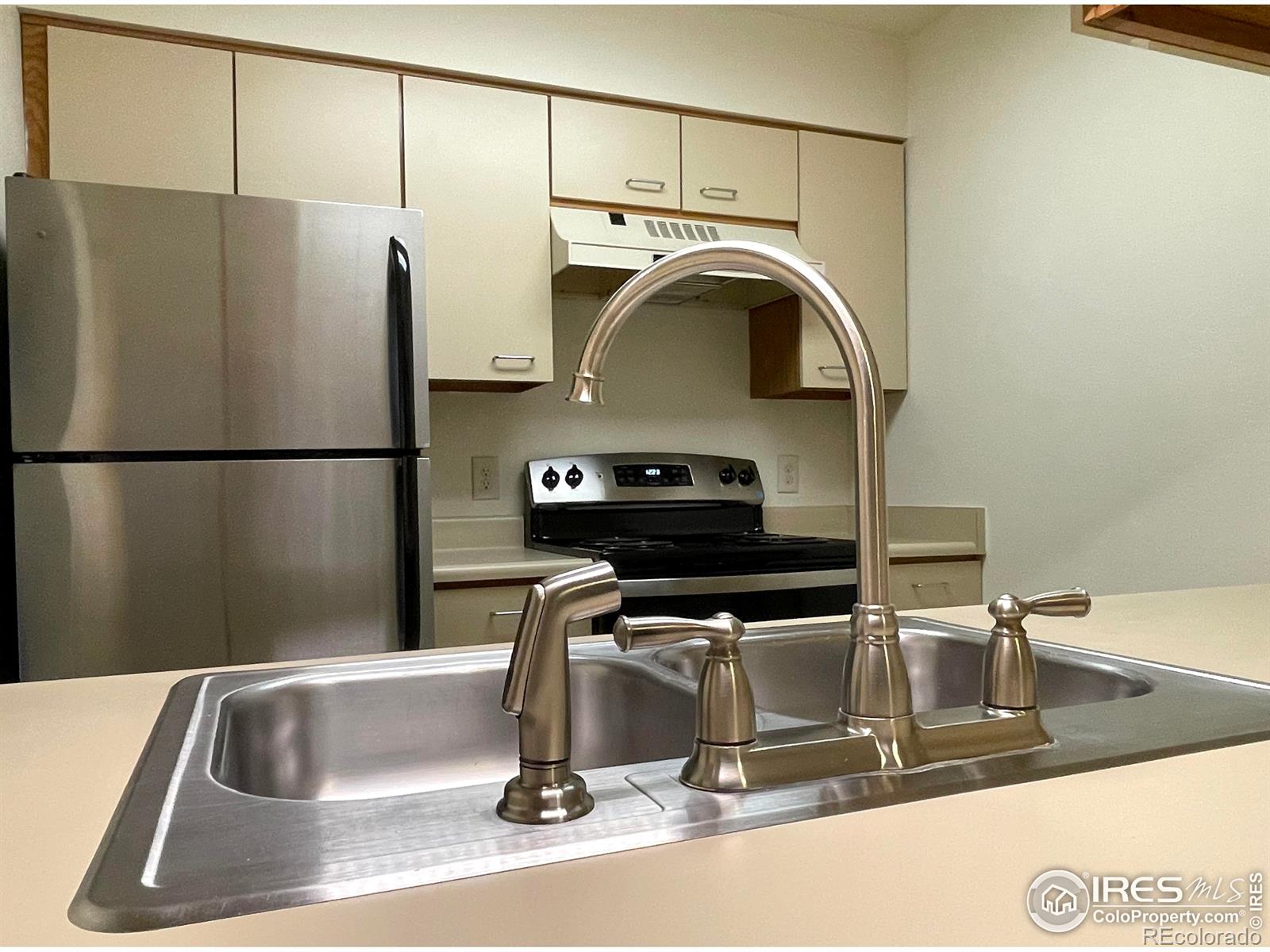 2727 Folsom Street 115