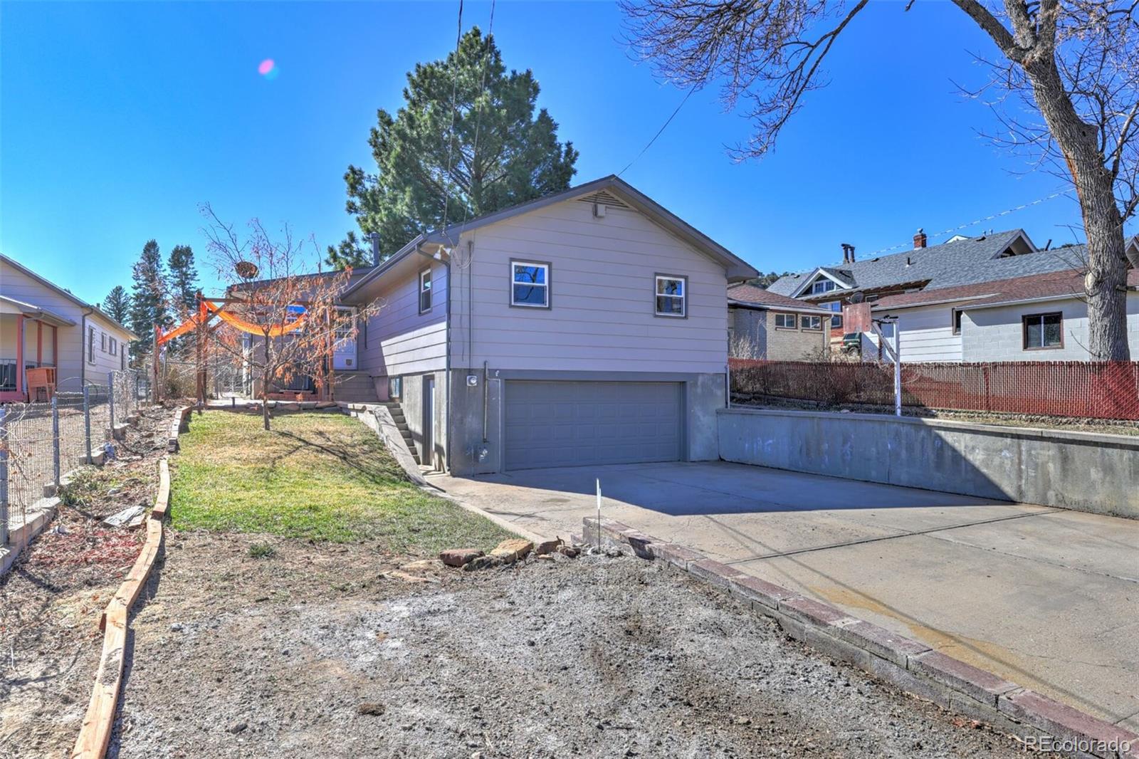 825 W Kansas Avenue
