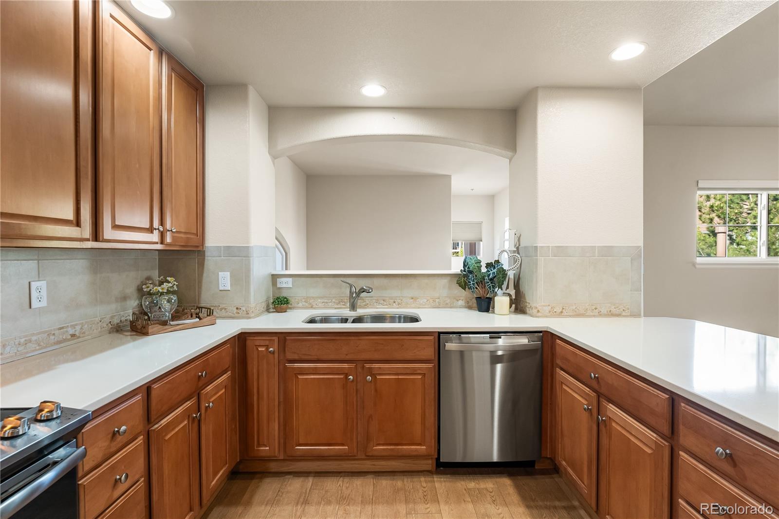 6202 Kilmer Loop 202