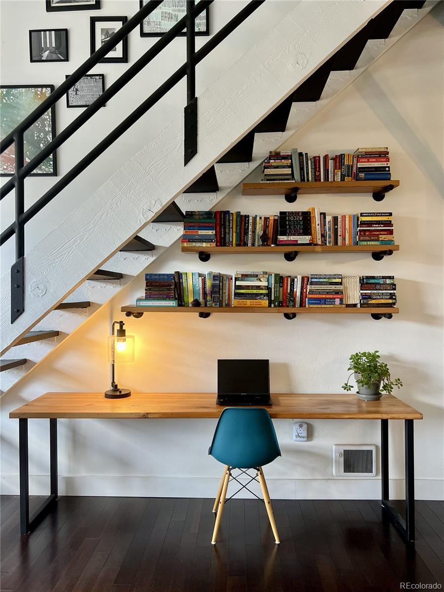 3309 Blake Street 209