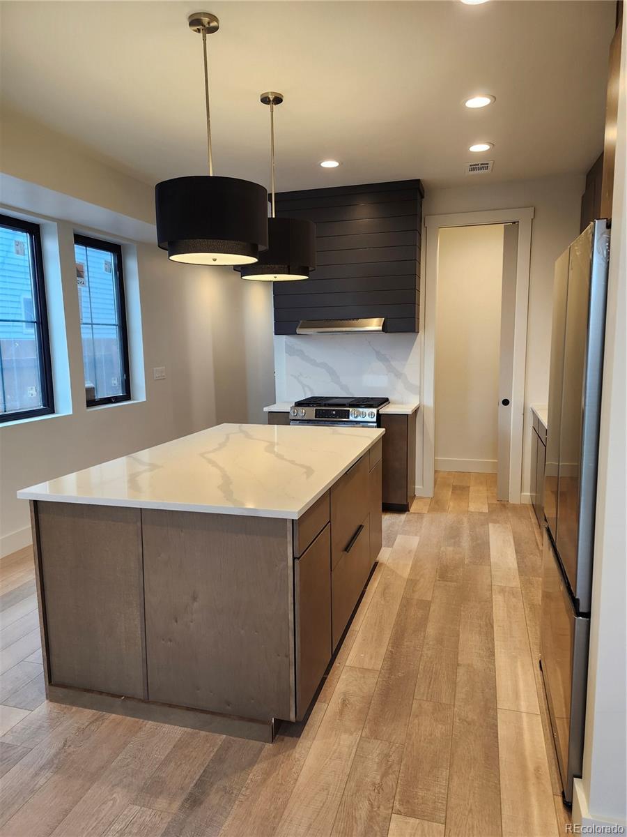 116 E 13th Street
