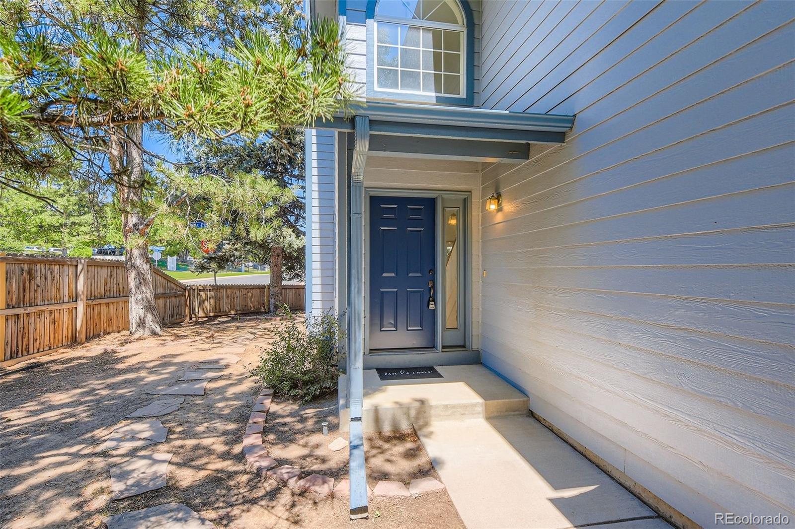 2109 E Phillips Place