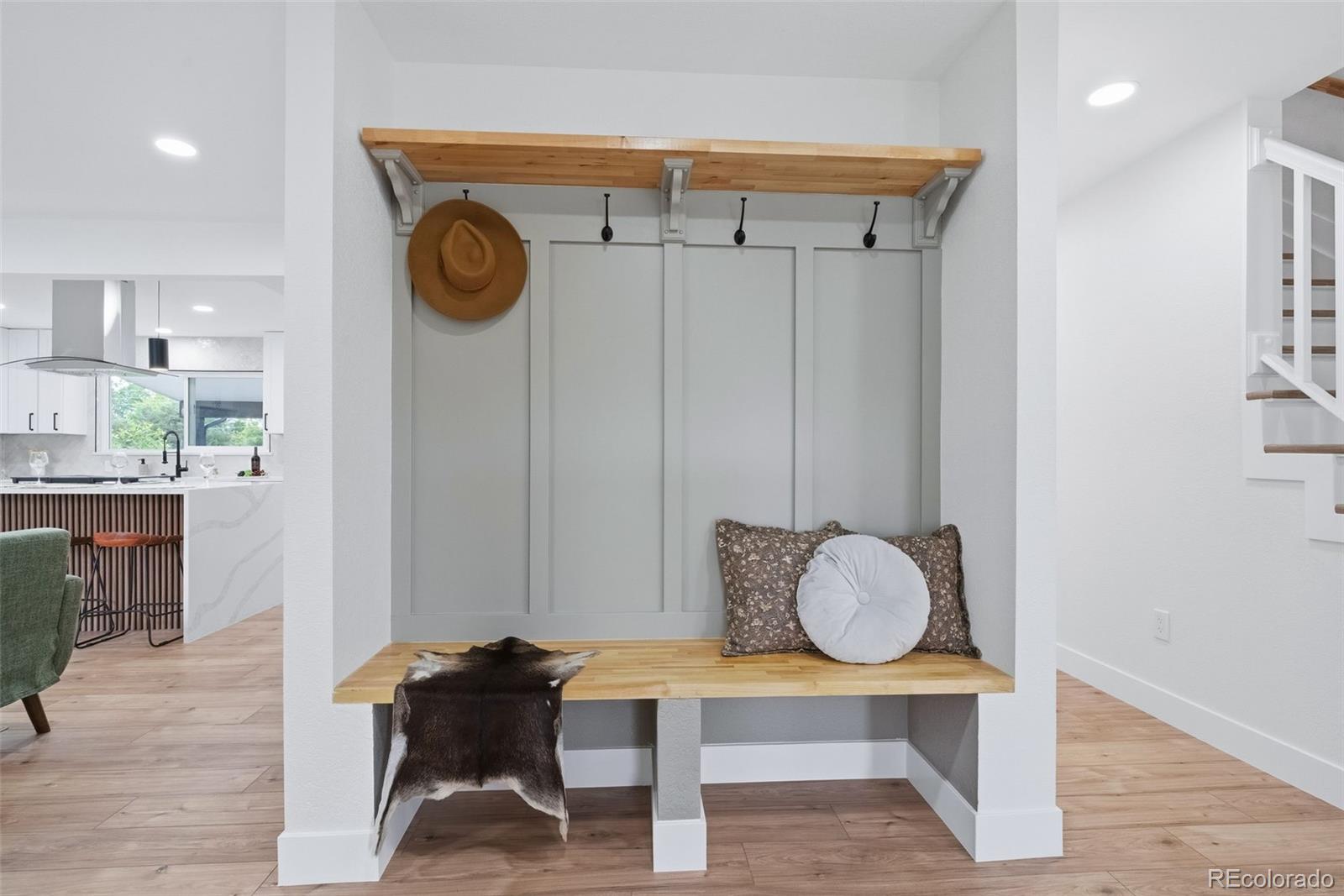 5126 W Fremont