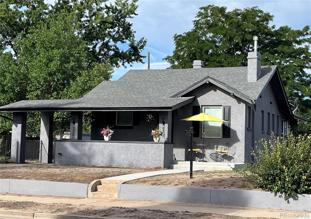Photo of 4001 S Acoma Street, Englewood, CO 80110 (MLS # 7128233)