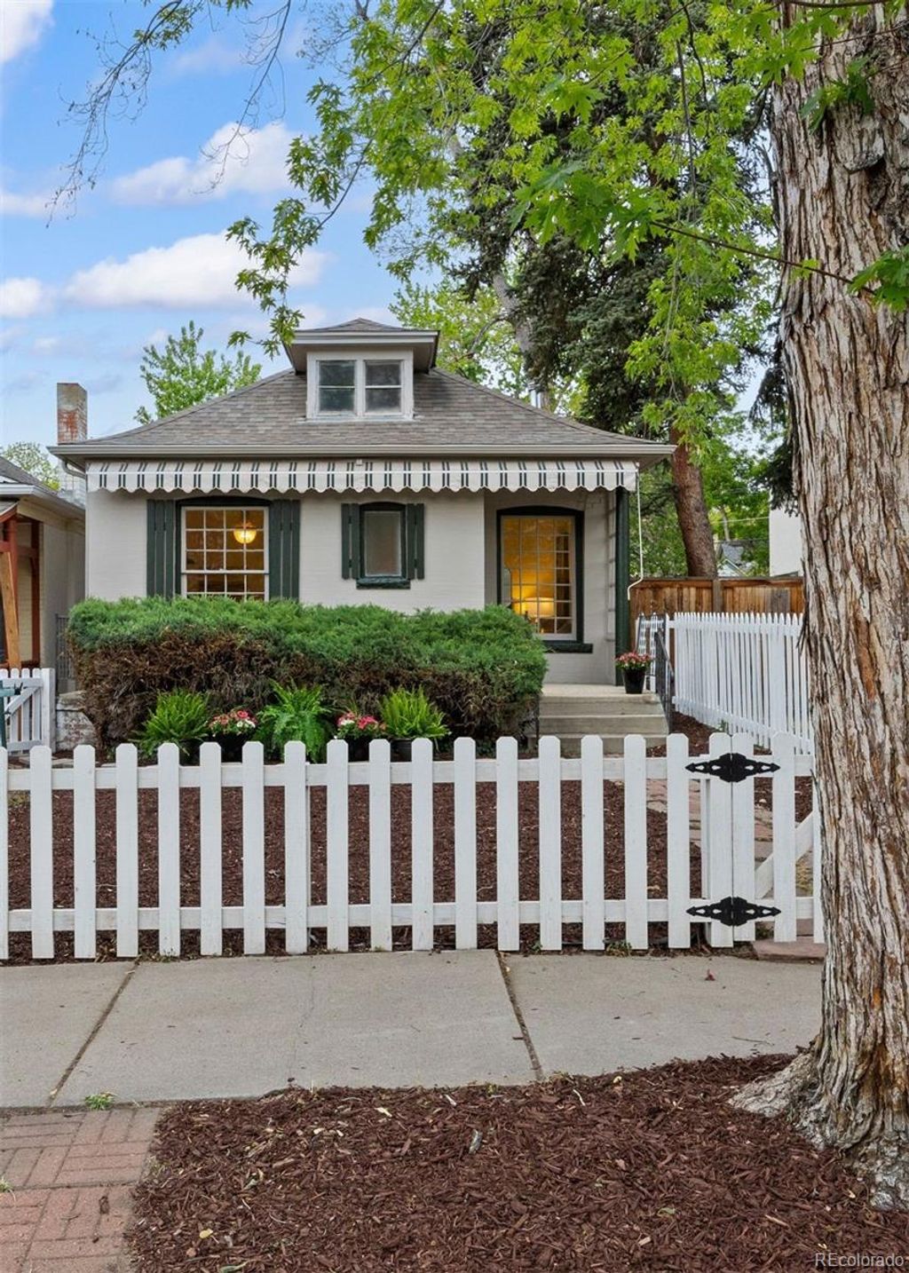 Photo of 451 N Corona Street, Denver, CO 80218 (MLS # 9590268)