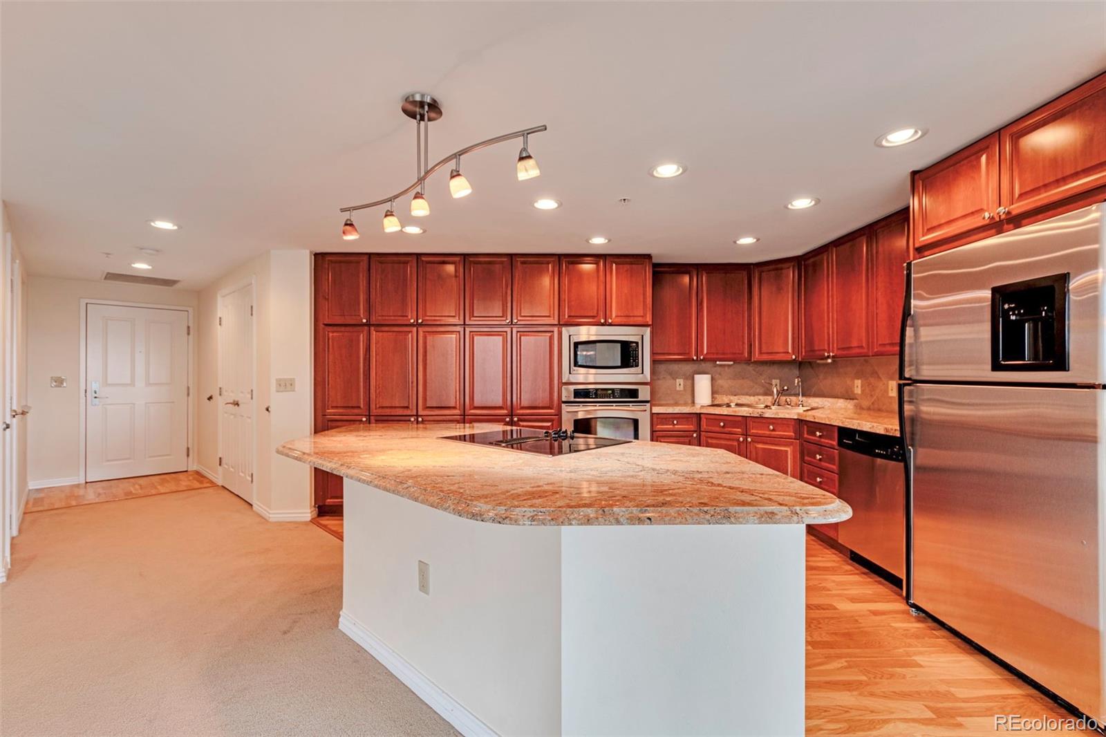 8100 E Union Avenue 513