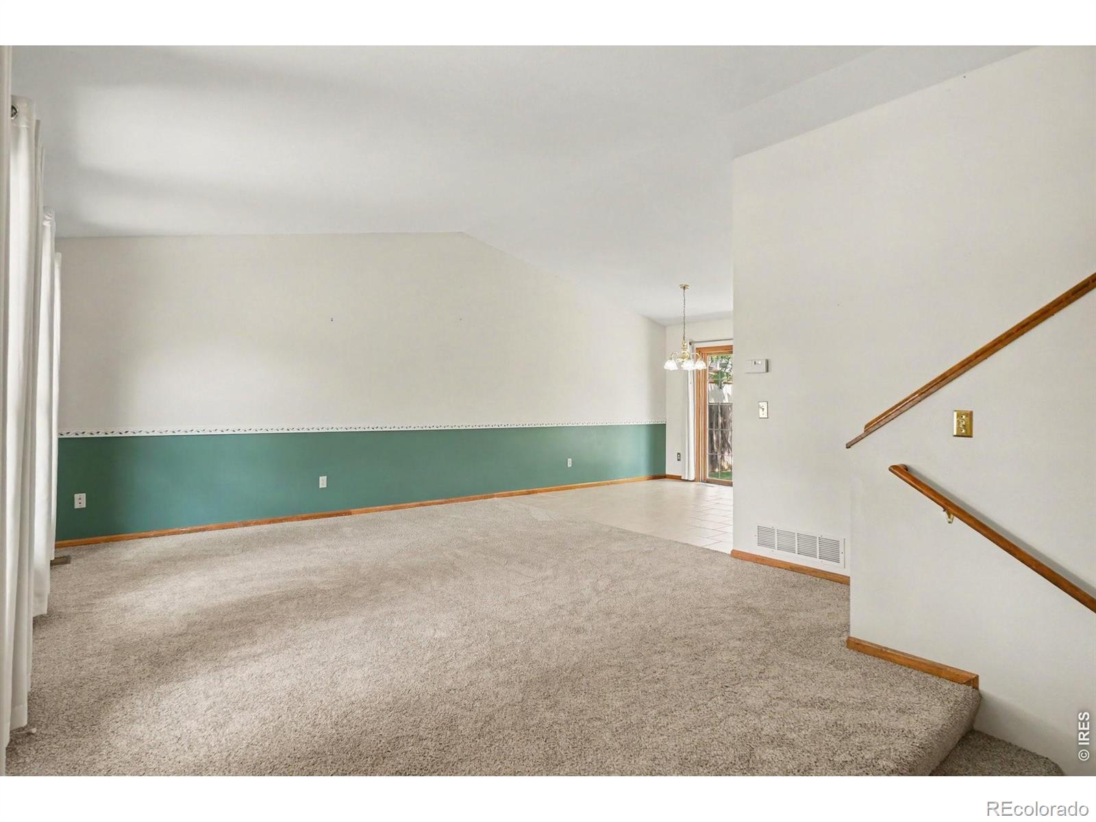 627 E 42nd Street