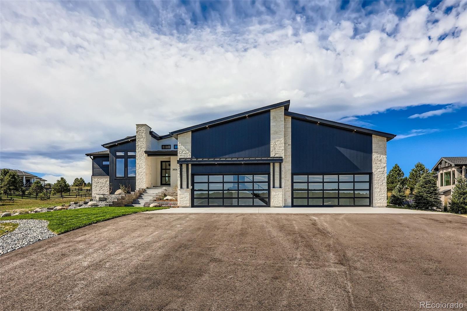 3826 Pinehurst Circle