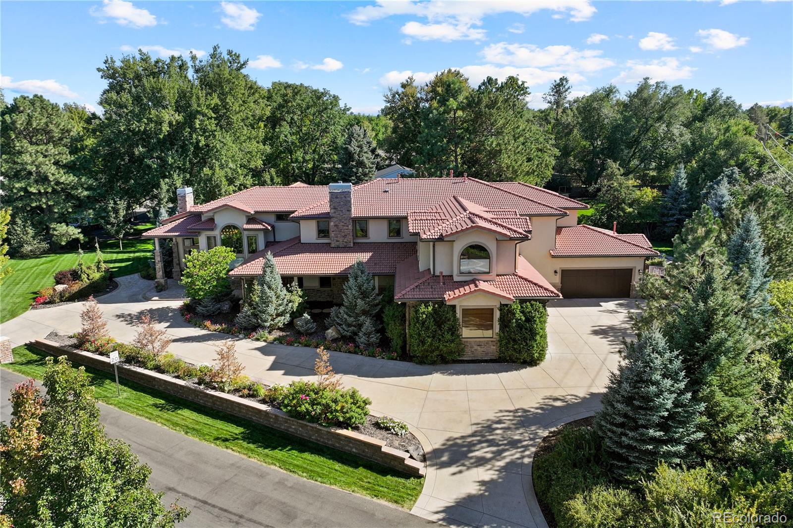 2 Viking Drive