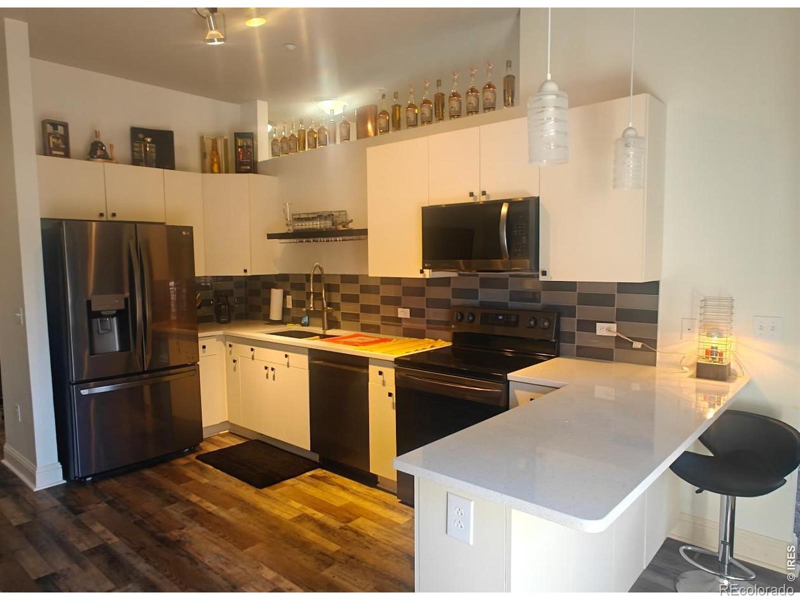 5401 S Park Terrace Avenue 104B