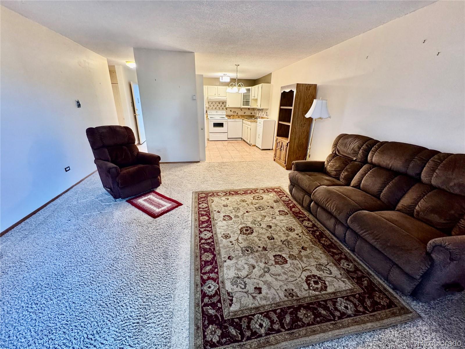 585 S Alton Way 7B
