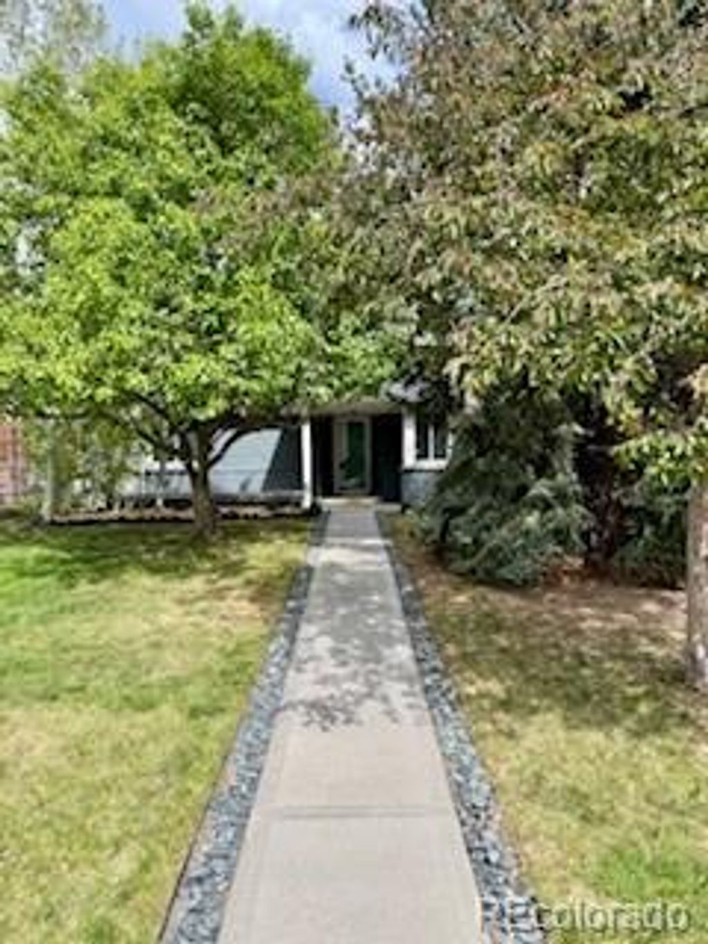 Photo of 822 Pontiac Street, Denver, CO 80220 (MLS # 8989898)