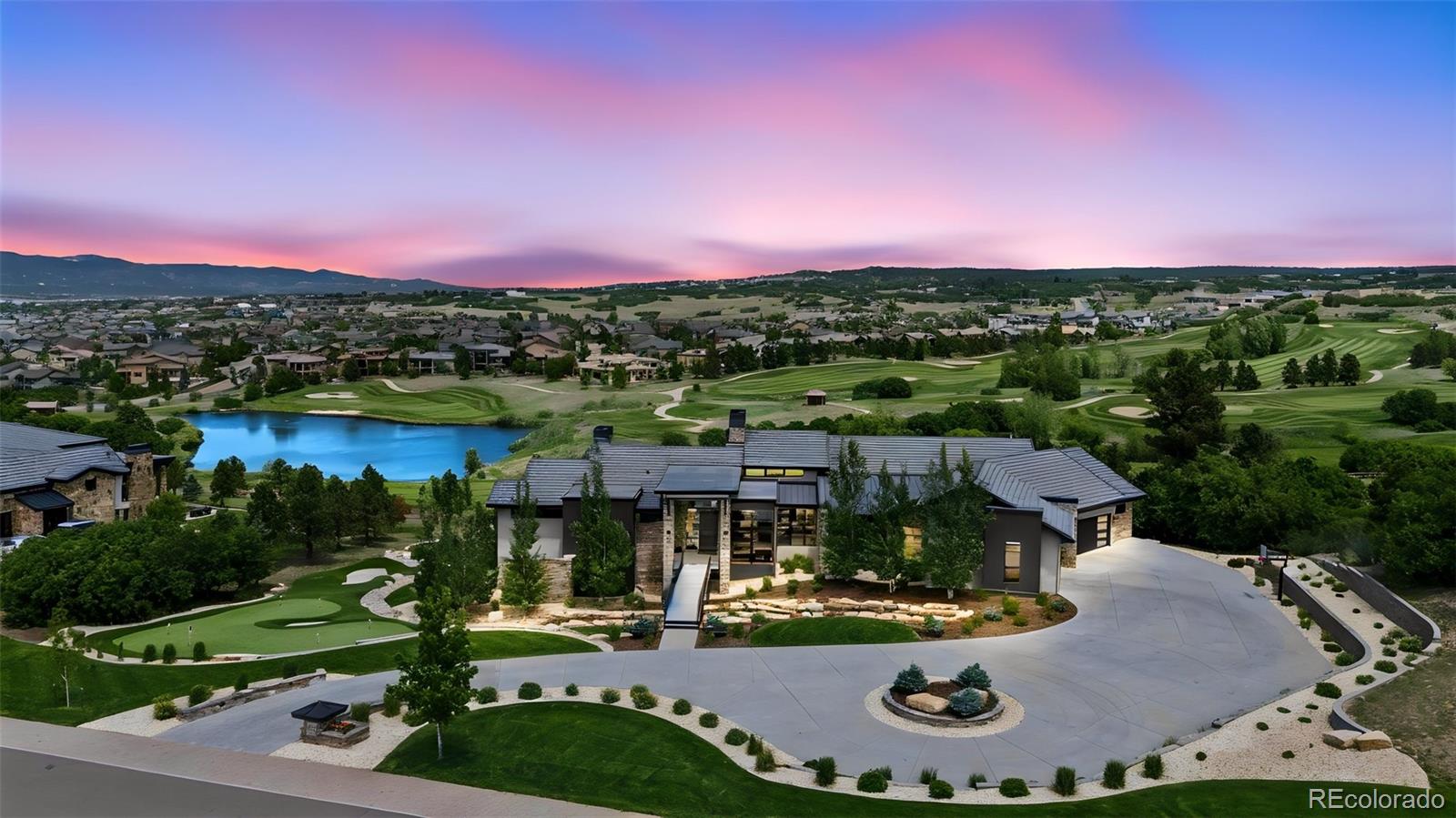 1484 Vine Cliff Heights
