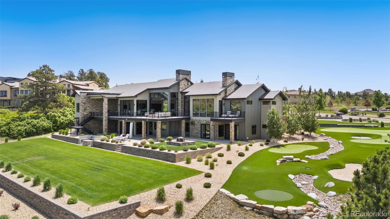 1484 Vine Cliff Heights