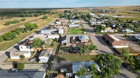 Single Family Residence in Deer Trail CO 627 2nd Avenue 3.jpg