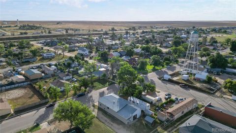 Single Family Residence in Deer Trail CO 627 2nd Avenue 5.jpg