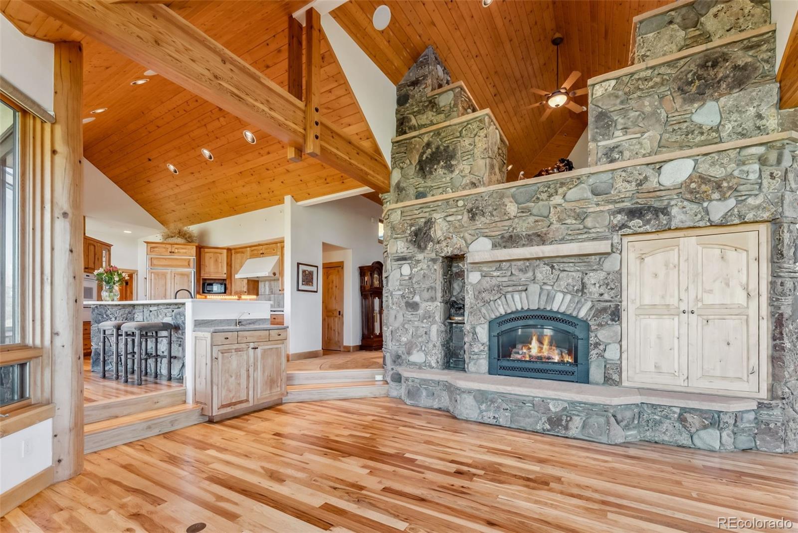 731 Lakeview Circle