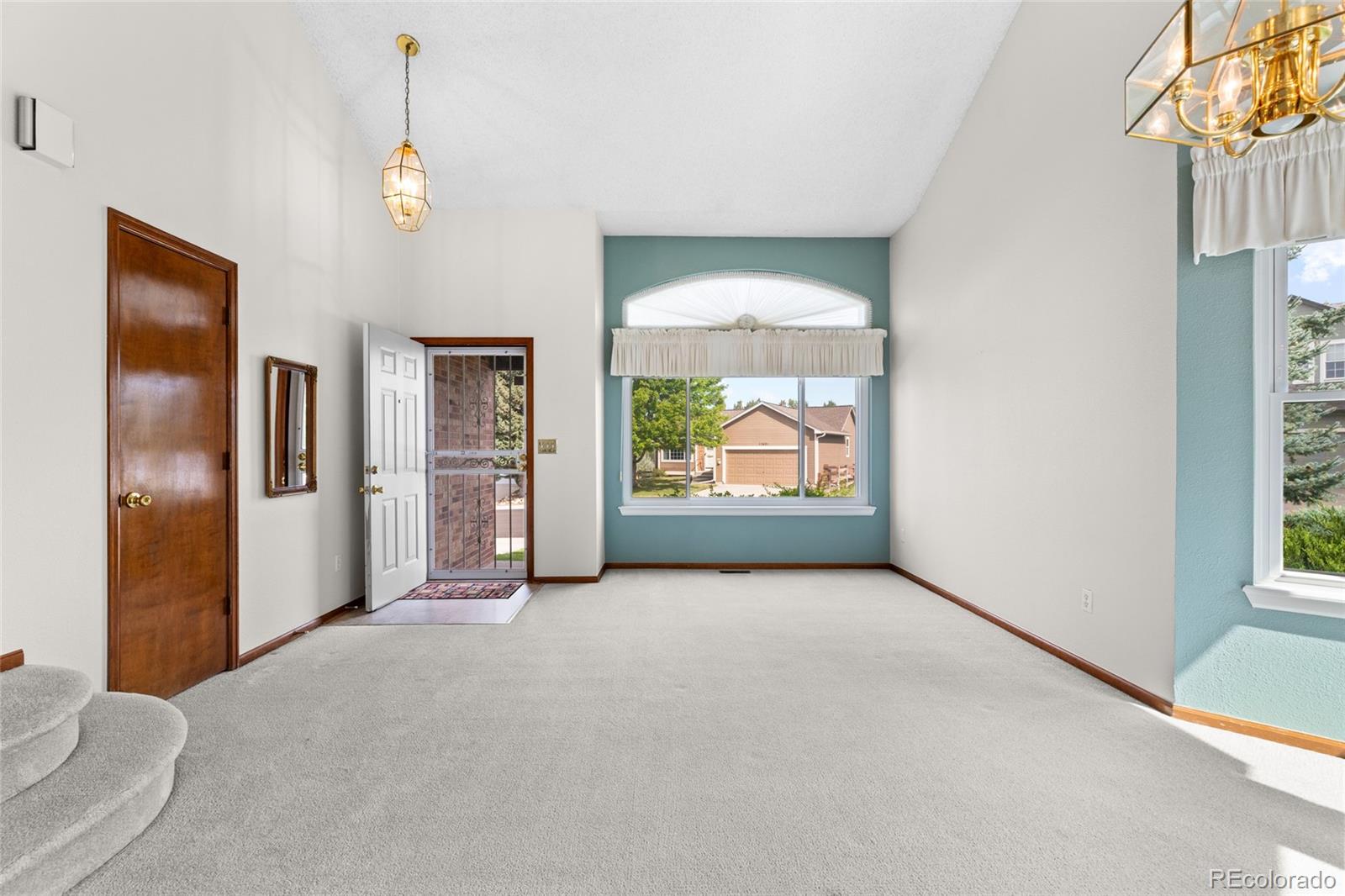 11657 Laurel Lane