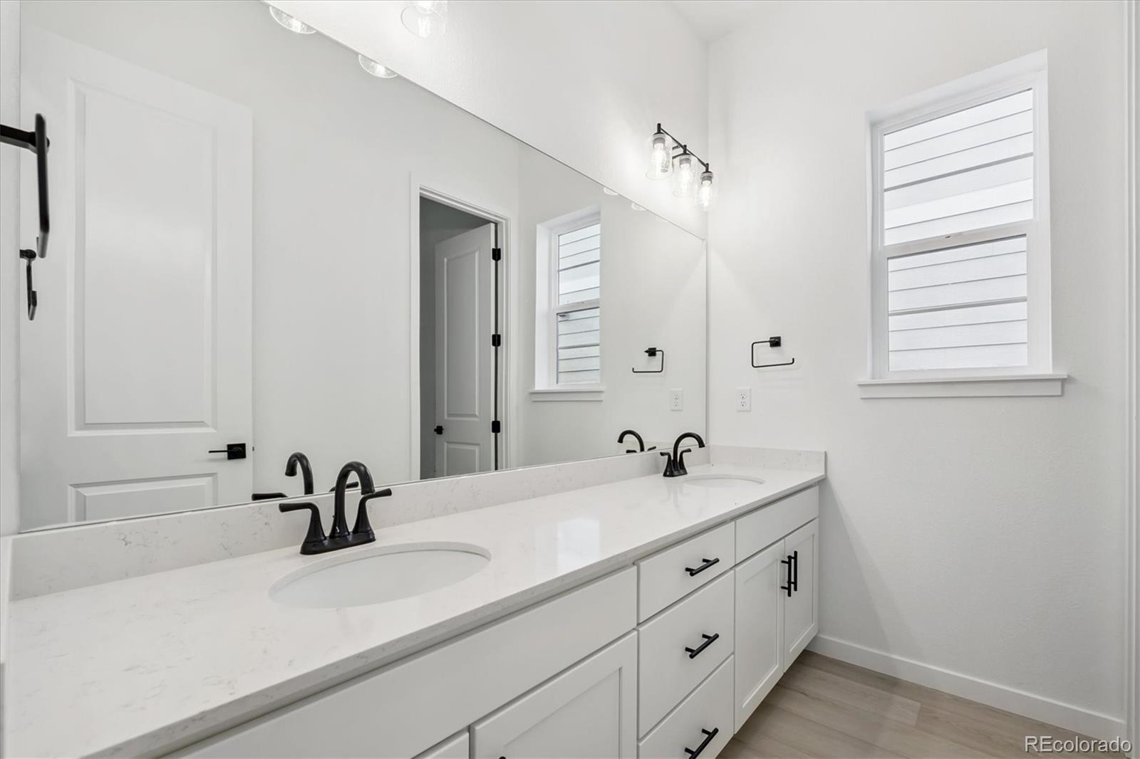 5706 Wayfarer Circle