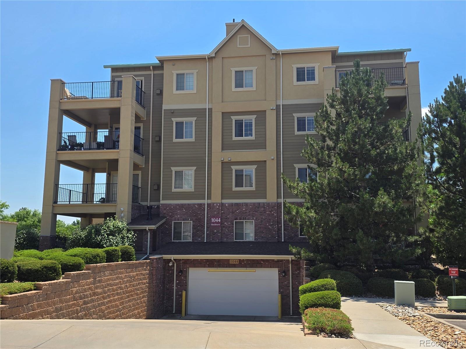 1044 Rockhurst Drive 102