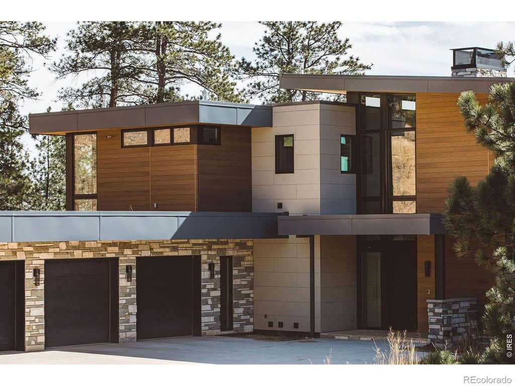 Photo of 16132 Steller Ridge Road, Loveland, CO 80538 (MLS # IR1053434)