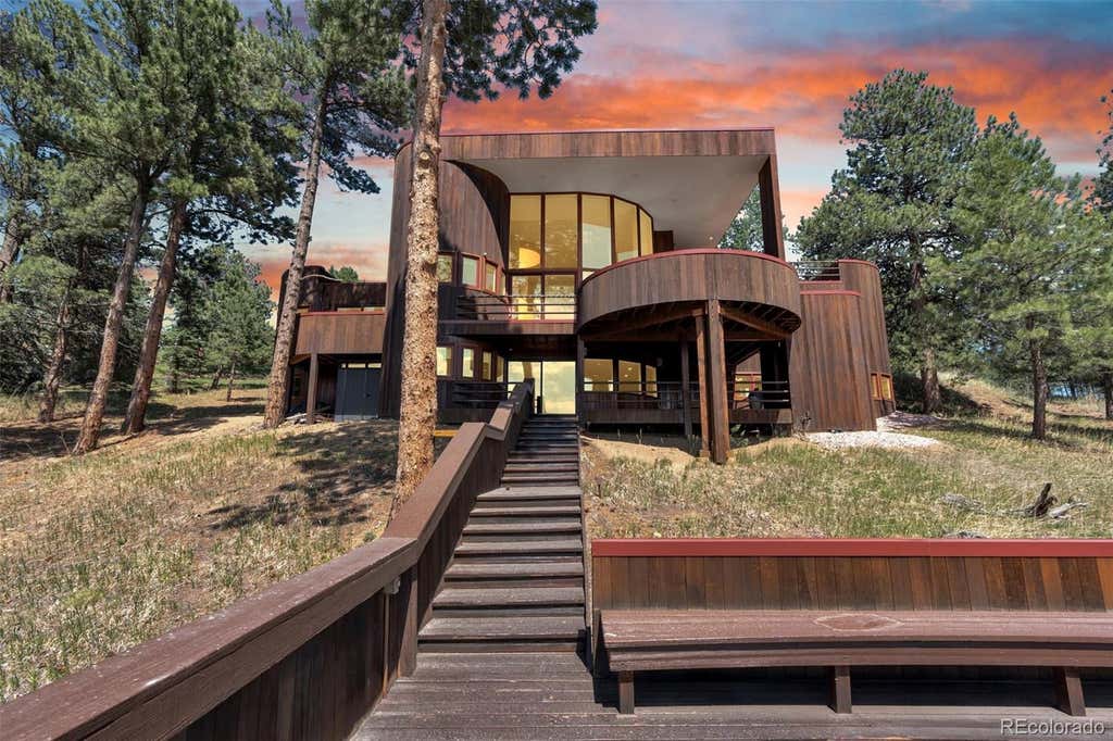 Photo of 2255 Stonecrop Way, Golden, CO 80401 (MLS # 6387936)