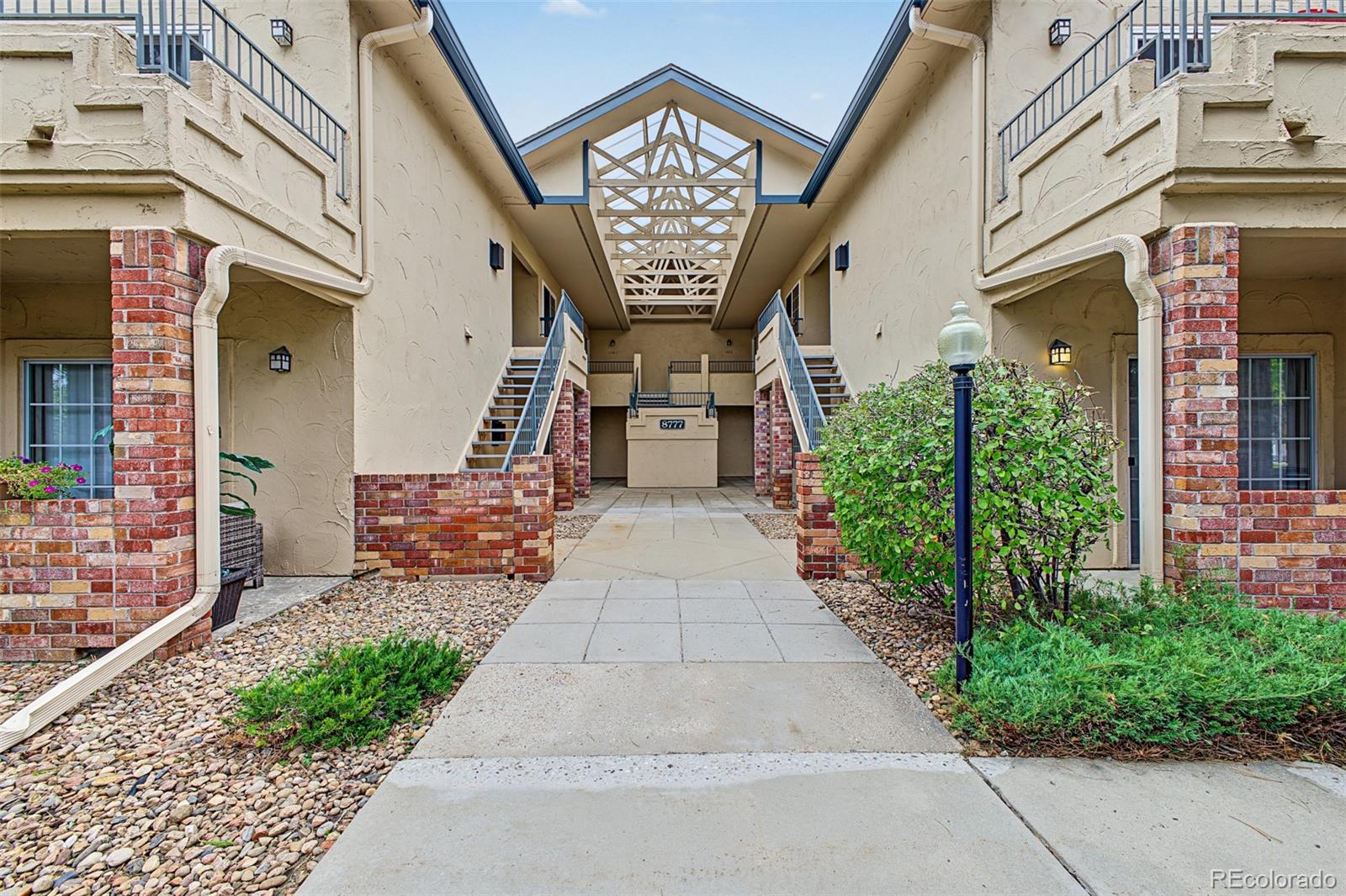 8777 E Dry Creek Road 1422