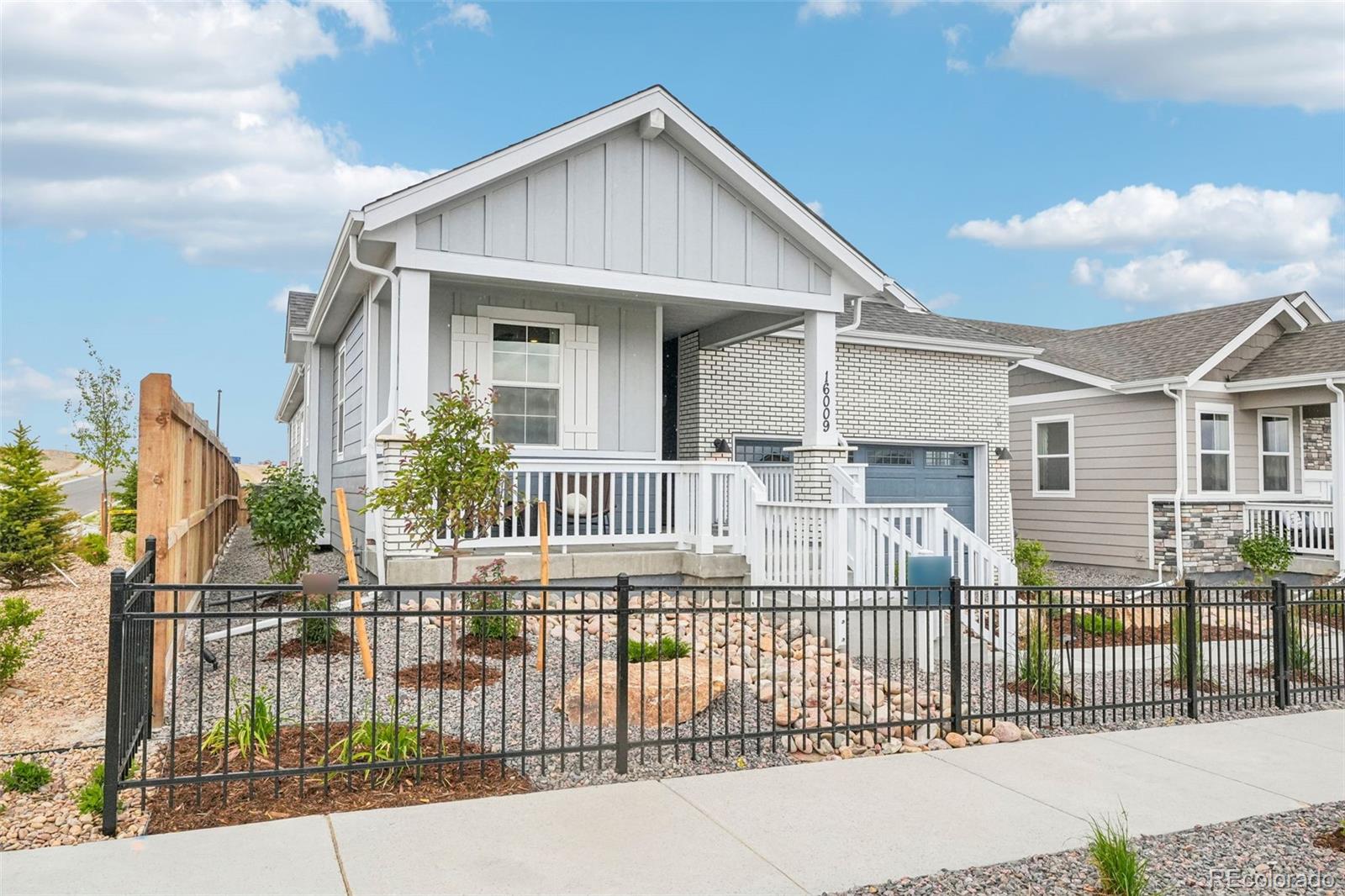 16009 Wingrider Point