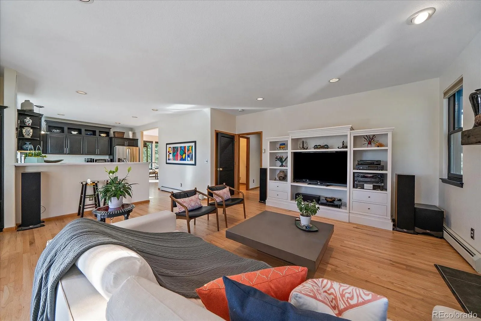 Evergreen, Colorado 80439, United States, 3 Bedrooms Bedrooms, ,4 BathroomsBathrooms,Residential,Active,120144