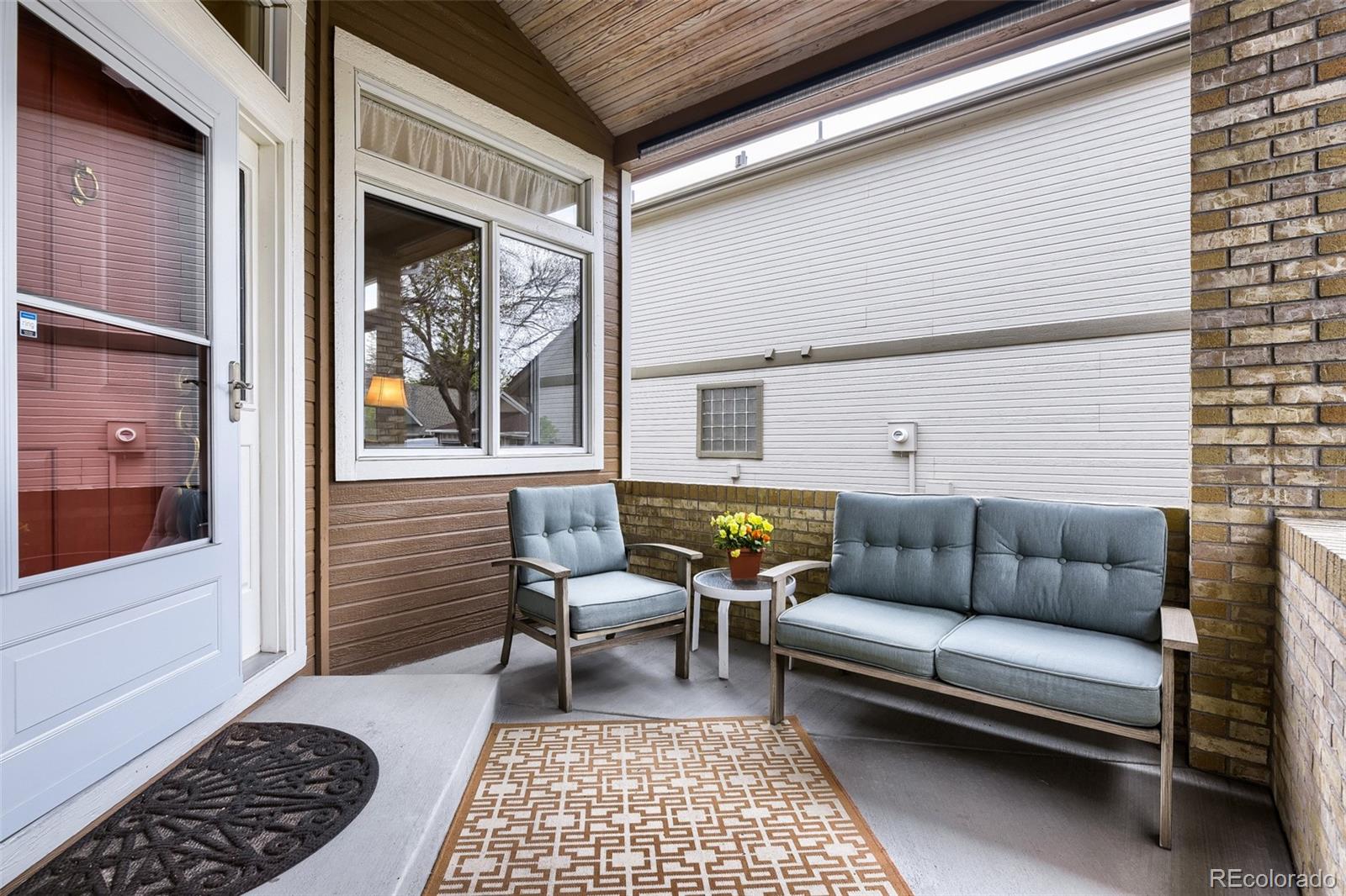 2568 S Independence Court