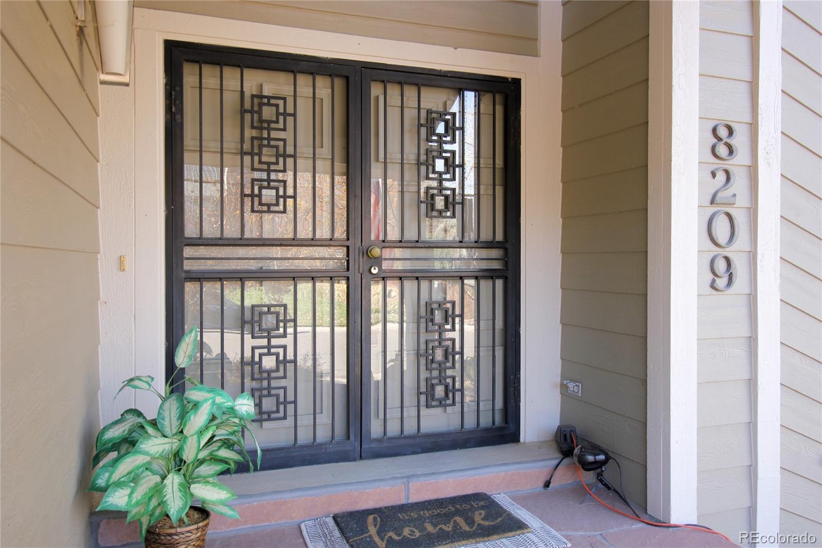 8209 S Kearney Street