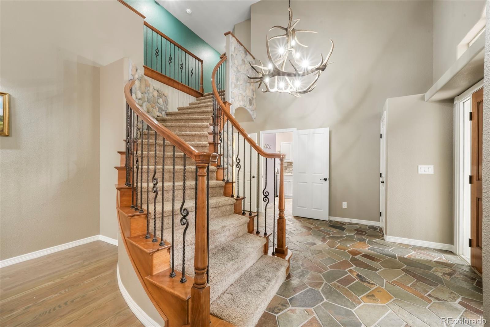 720 Trumpeters Court