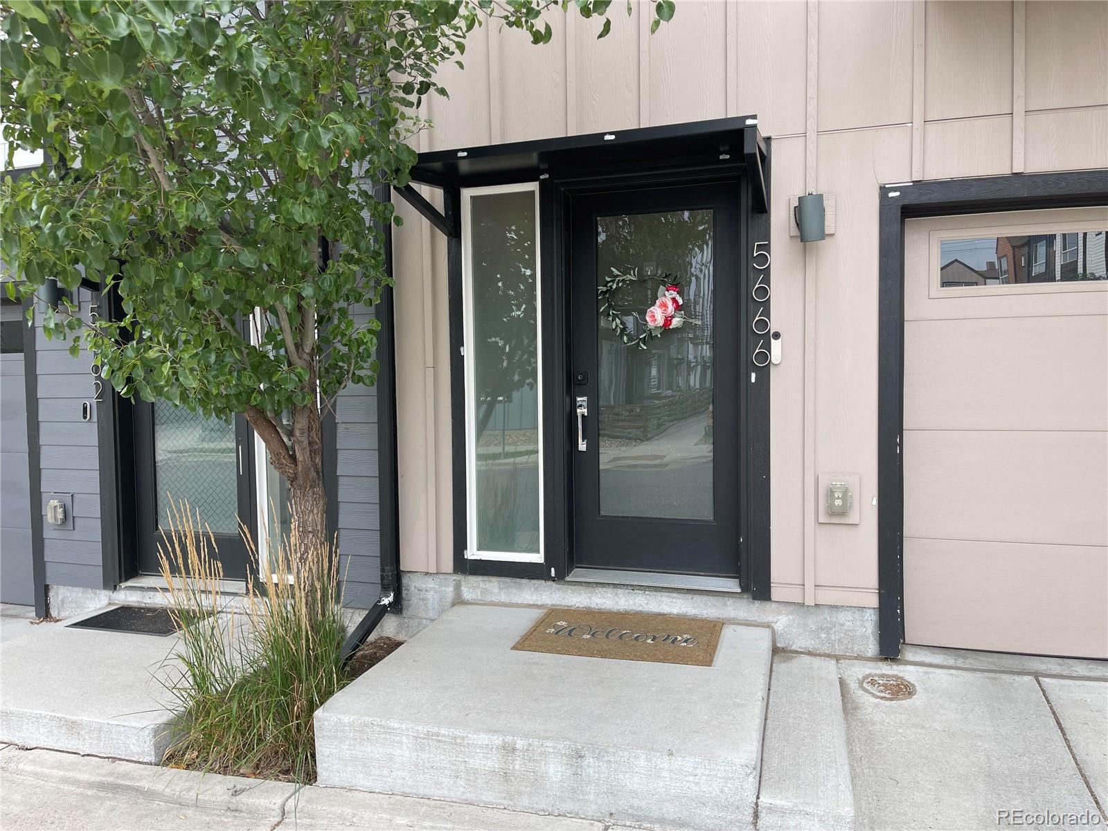 5666 W 10th Place