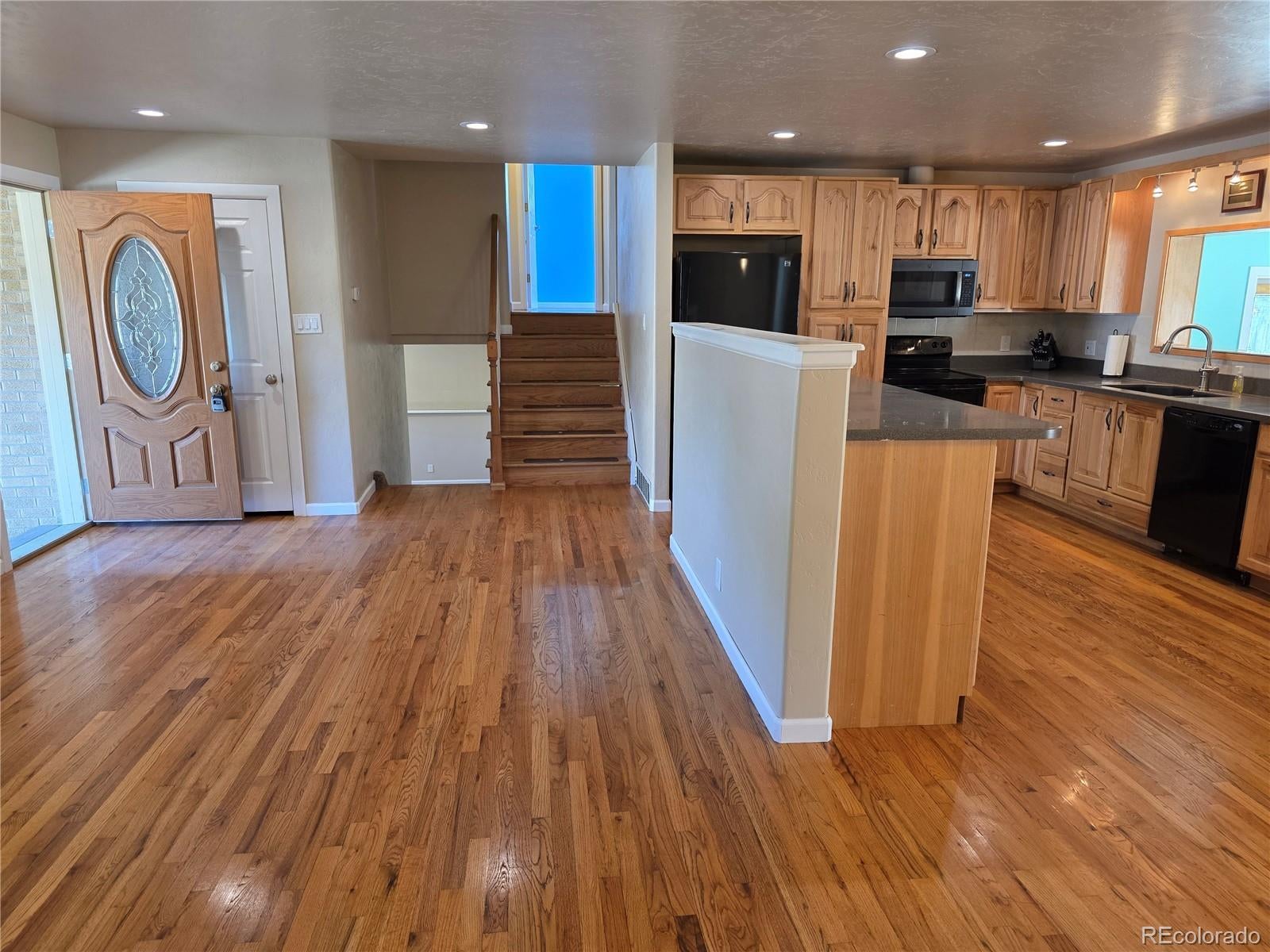 1320 W 104th Place