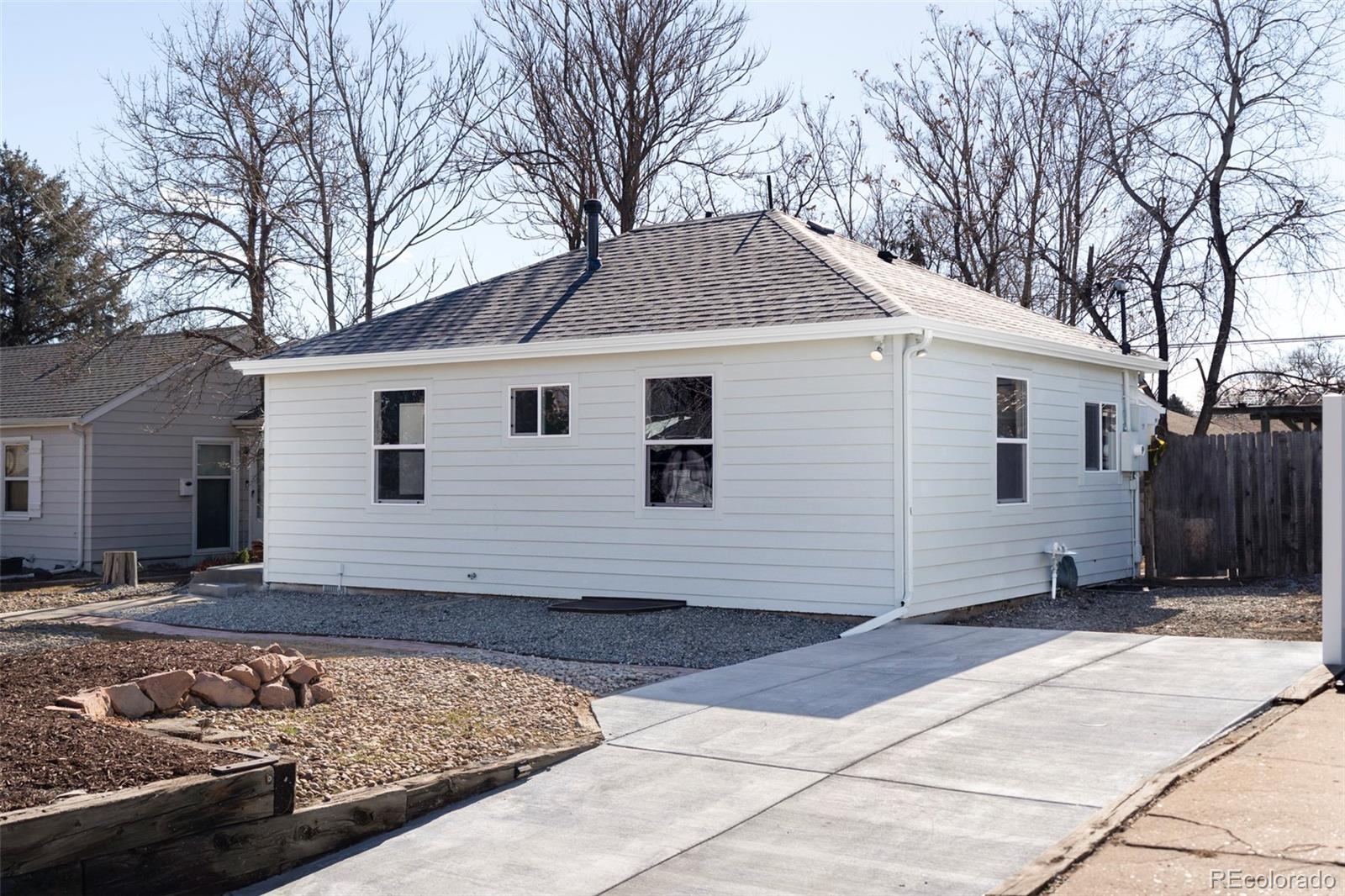 3330 E Mexico Avenue