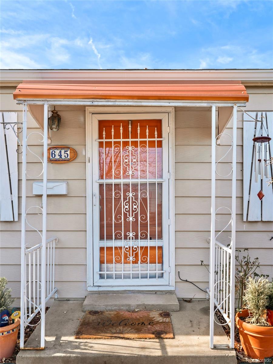 645 S Pecos Street