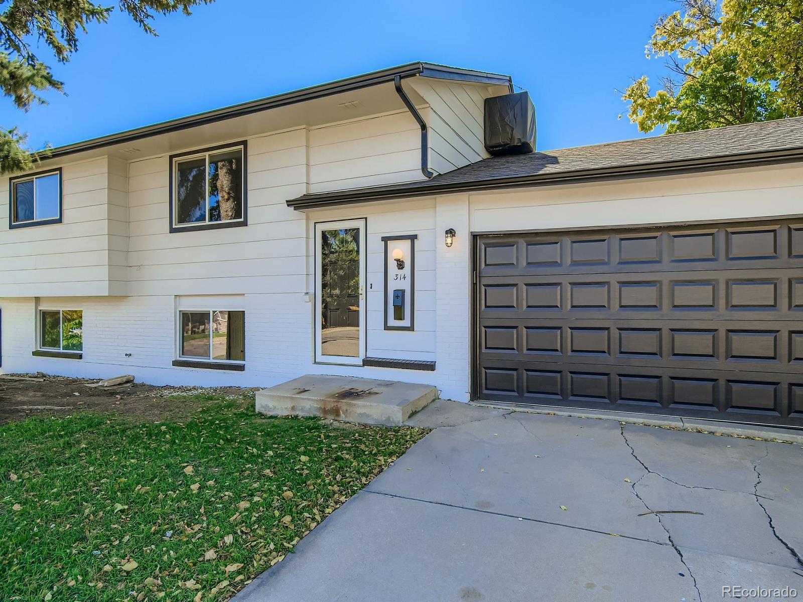 314 E 112th Place