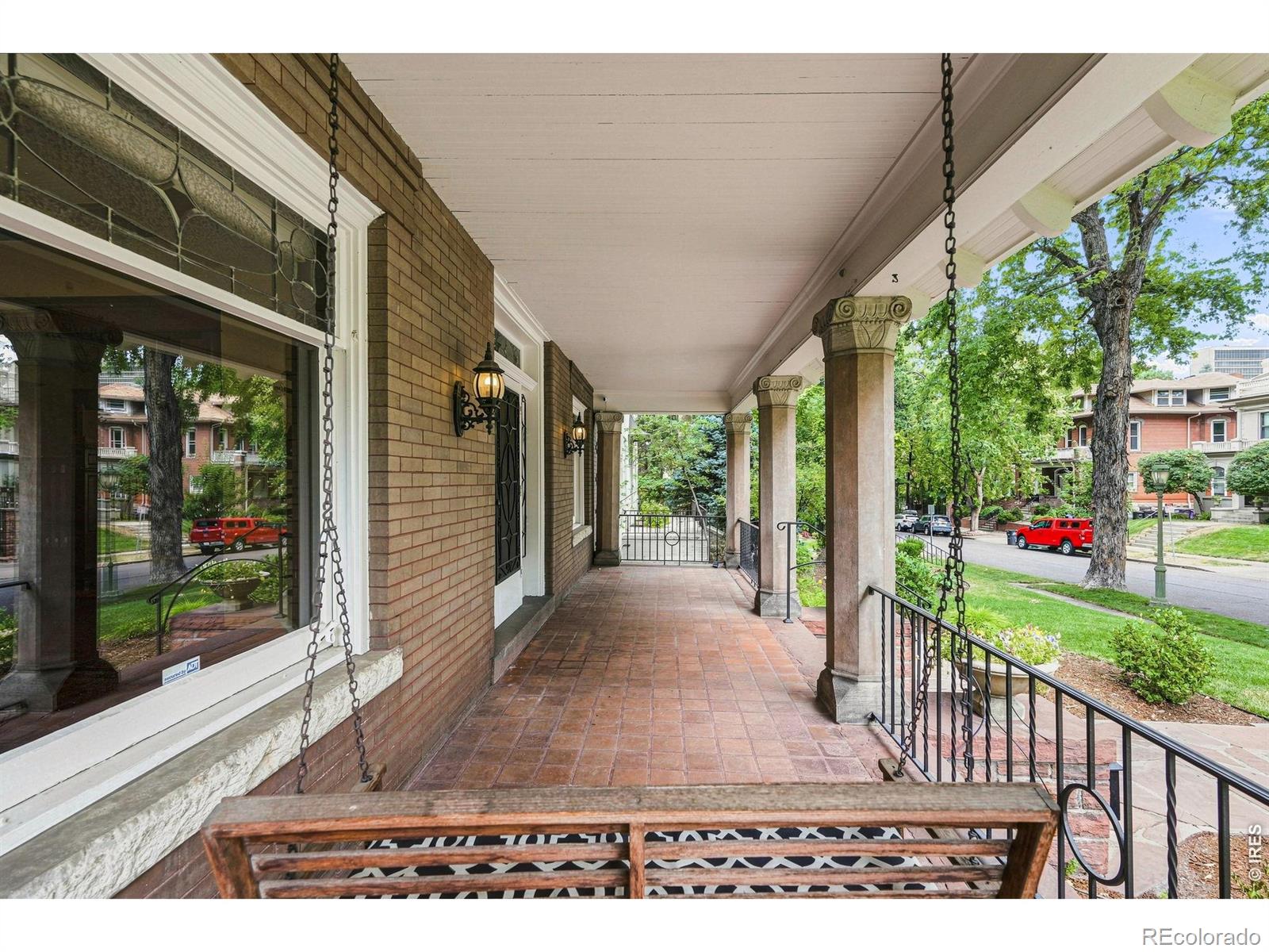 1121 N Humboldt Street