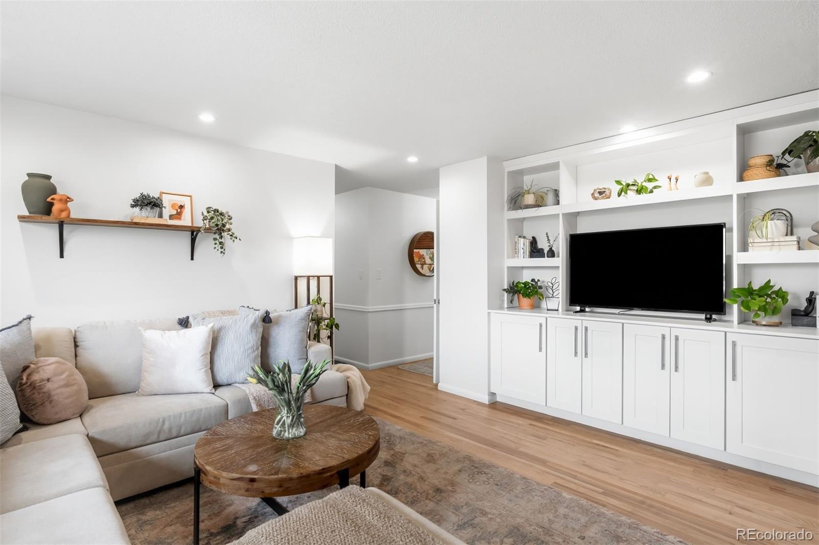 1448 S Oneida Street