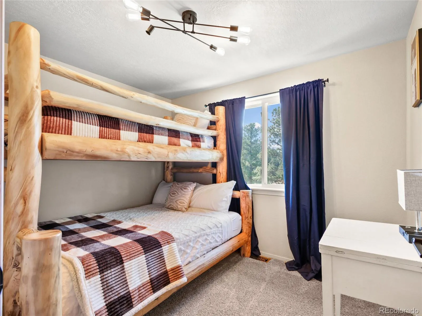 Golden, Colorado 80401, United States, 5 Bedrooms Bedrooms, ,2 BathroomsBathrooms,Residential,Active,164907