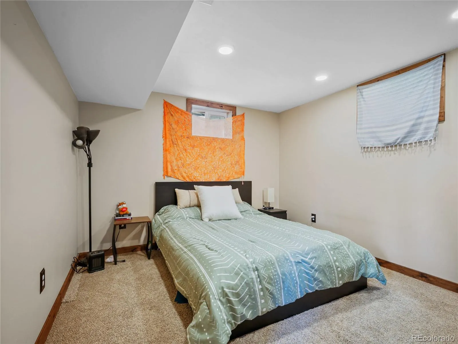 Golden, Colorado 80401, United States, 5 Bedrooms Bedrooms, ,2 BathroomsBathrooms,Residential,Active,164907