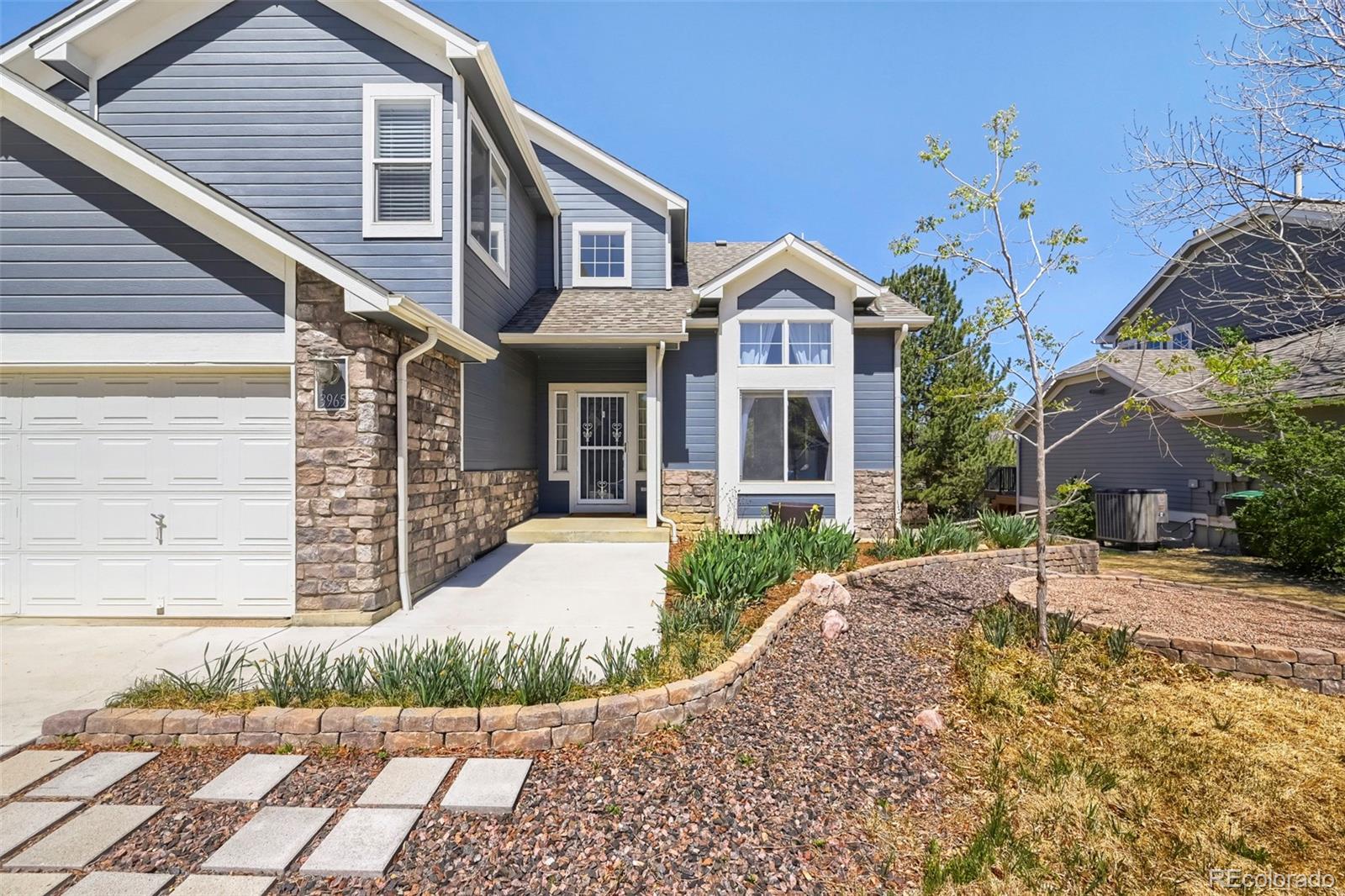 3965 Hawthorne Circle