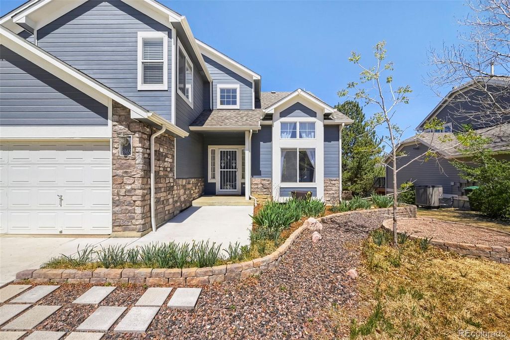 Photo of 3965 Hawthorne Circle, Longmont, CO 80503 (MLS # 6321311)