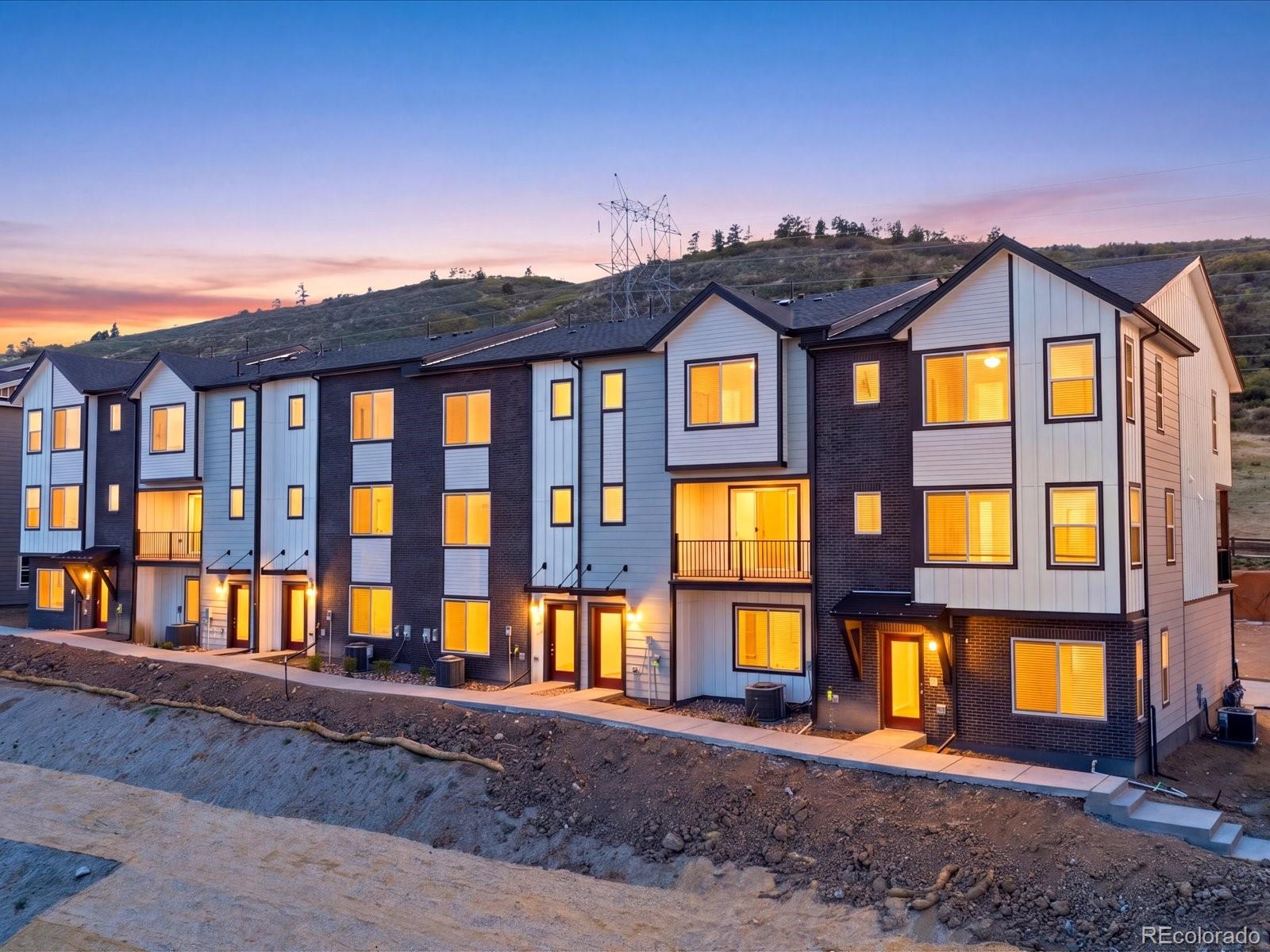 4672 Cloudburst Lane