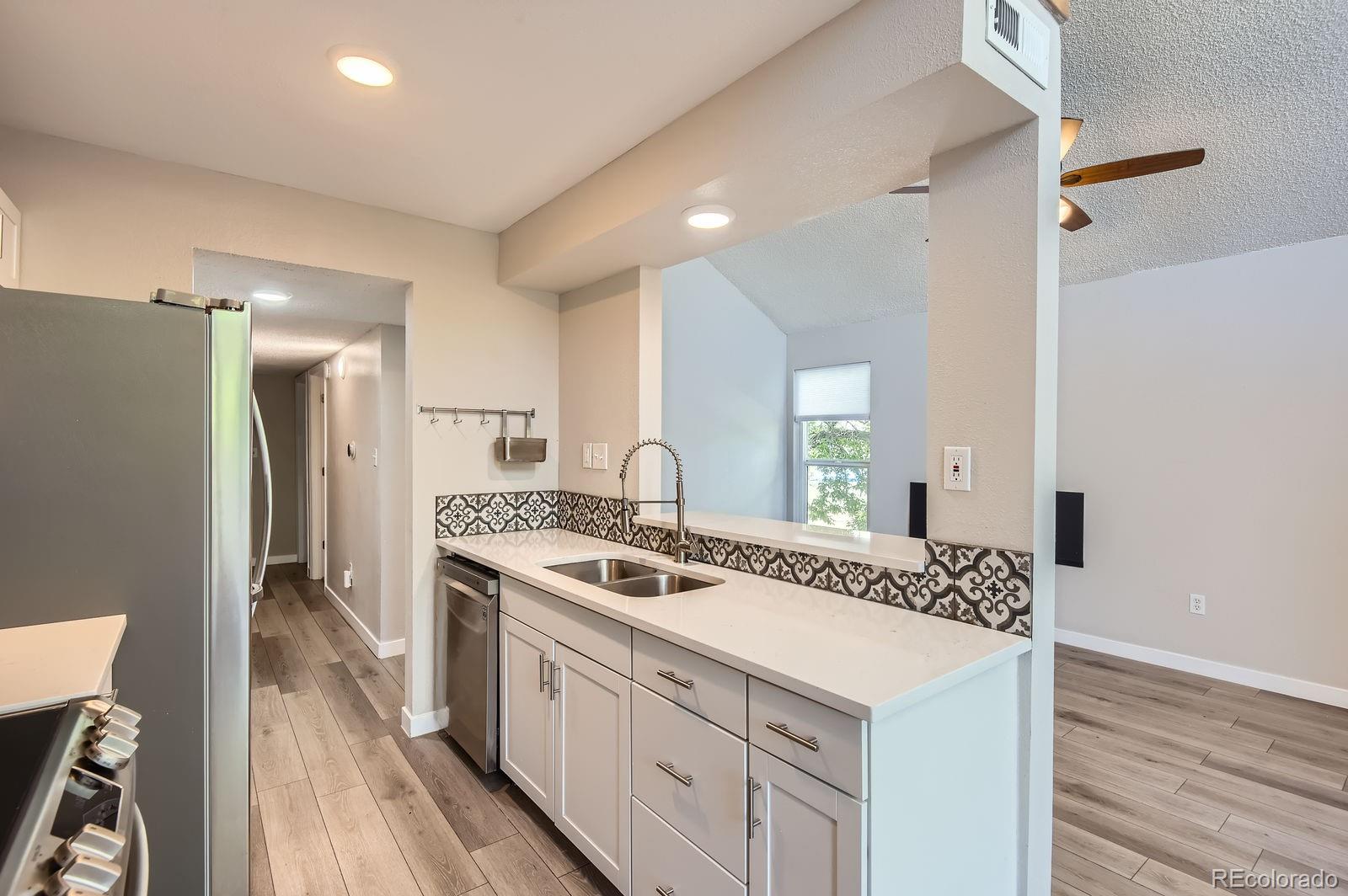 3539 S Fairplay Way 10