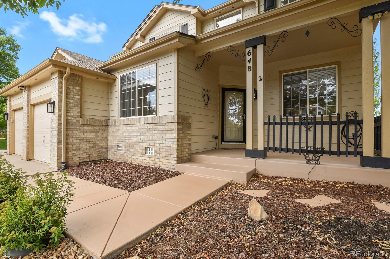 648 English Sparrow Trail