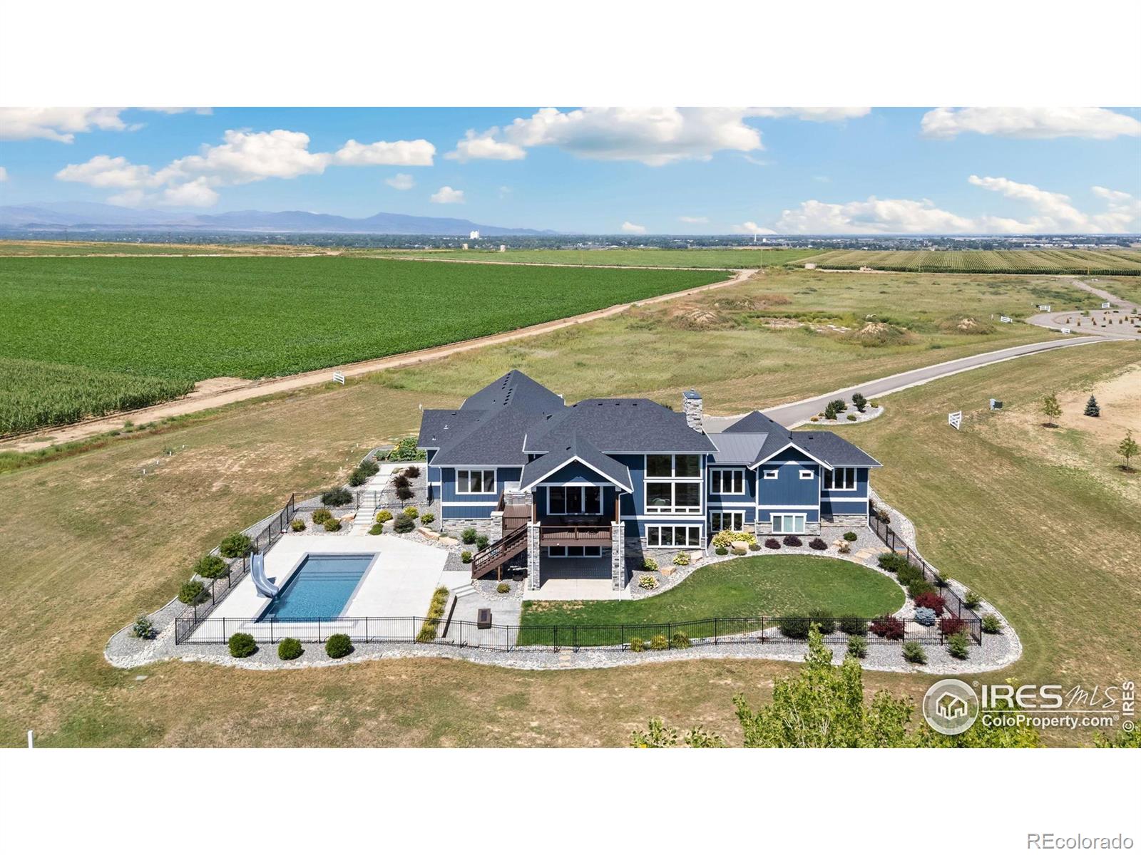 3324 Fox Crossing Place